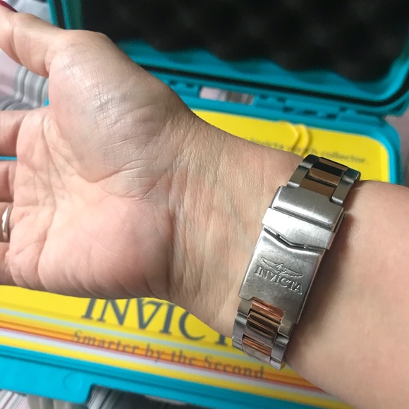 Invicta womens (unisex) watch - Picture 4 of 8